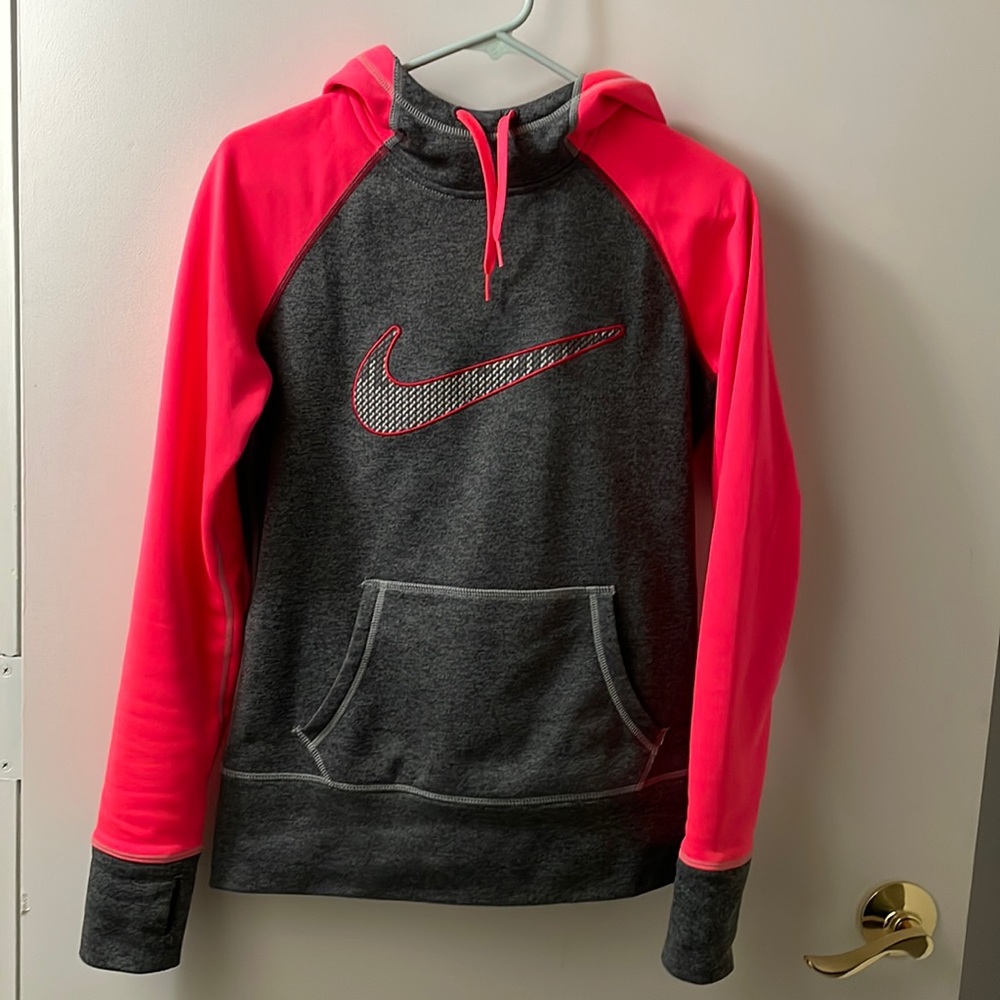 Nike Therma-Fit Hoodie